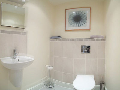 Westminster Court - WC